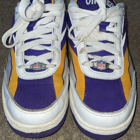 Reebok x NFL Minnesota Viking purple gold white mens sneakers - Picture 8 of 14